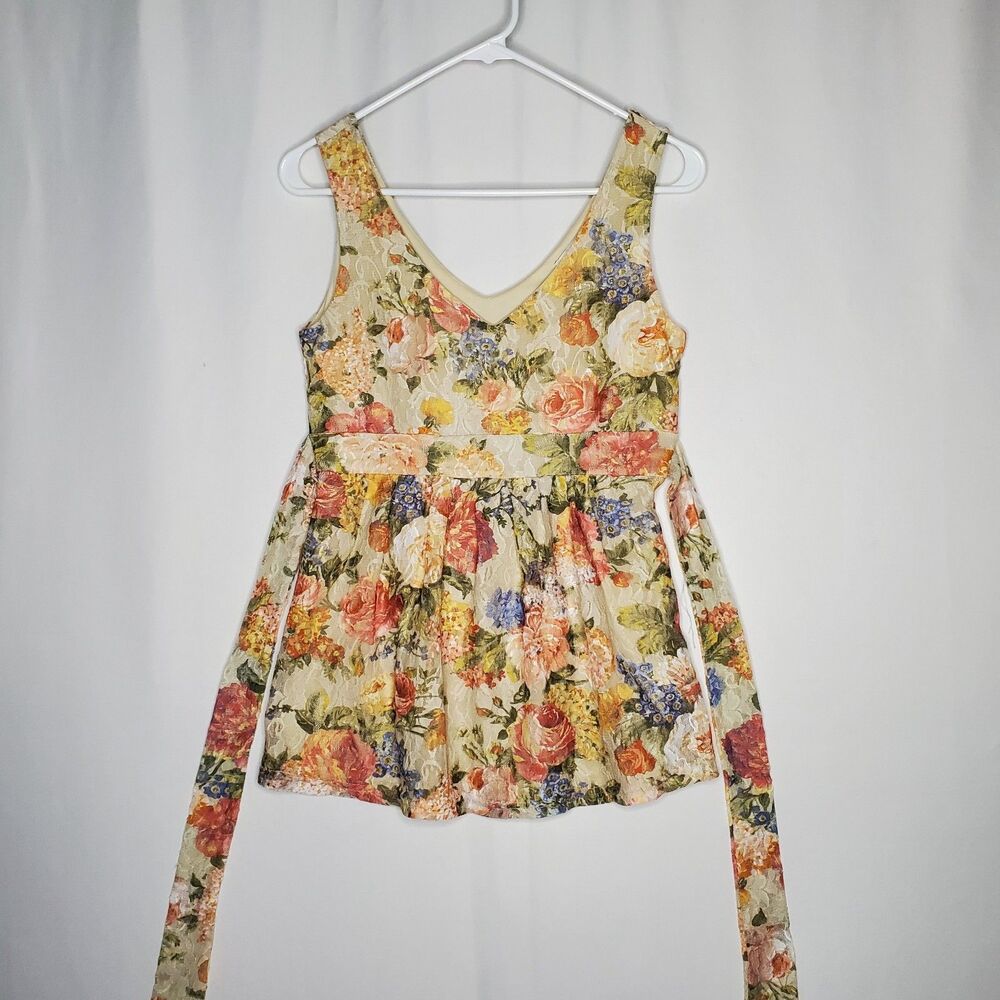 Forever 21 Vtg Babydoll Empire Top Small Lace Floral Cream Tie Romantic Coquette
